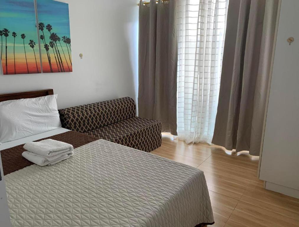 Azure C5 Man-Made Beach Balcony Multiple Units Манила Екстериор снимка