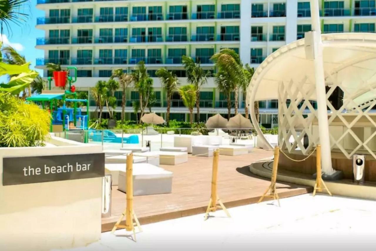 Azure C5 Man-Made Beach Balcony Multiple Units Манила Екстериор снимка